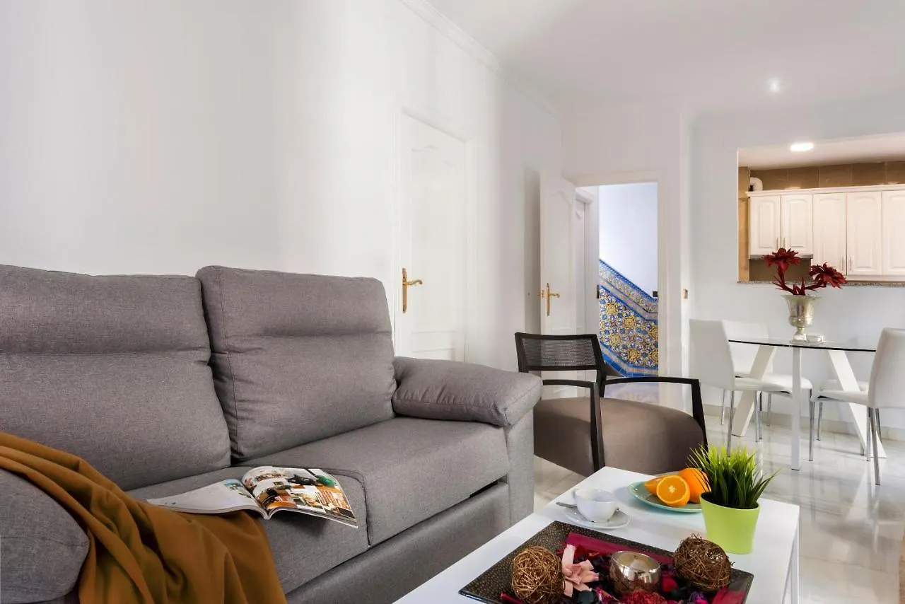 Lux Home - Sierpes Terrace Siviglia