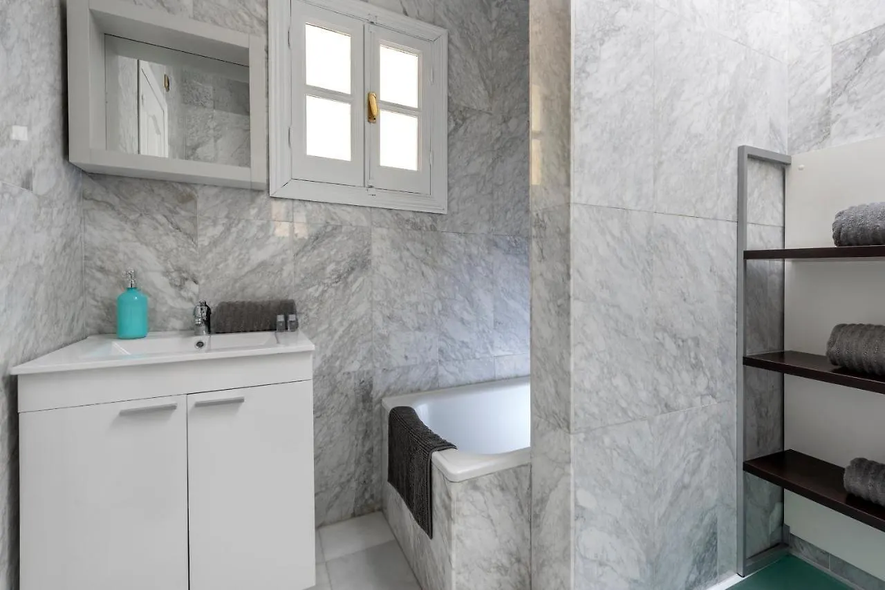 Lux Home - Sierpes Terrace Siviglia