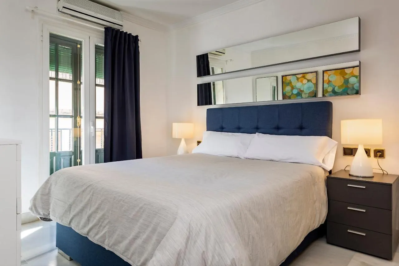 Lux Home - Sierpes Terrace Siviglia 0*,